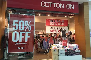 Cotton On Body Cairns image