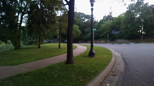 Park «Iris Park», reviews and photos, 1885 University Ave W, St Paul, MN 55104, USA