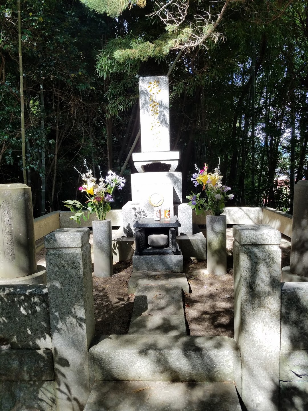 浅川家墓地