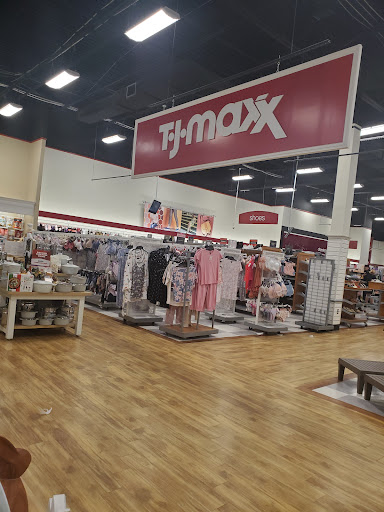 Department Store «HomeGoods», reviews and photos, 425 Ernest W Barrett Pkwy NW, Kennesaw, GA 30144, USA