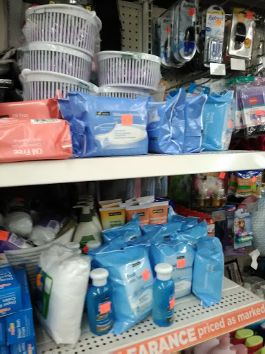 Discount Store «Dollar General», reviews and photos, 44 Davis St, Rio Dell, CA 95562, USA