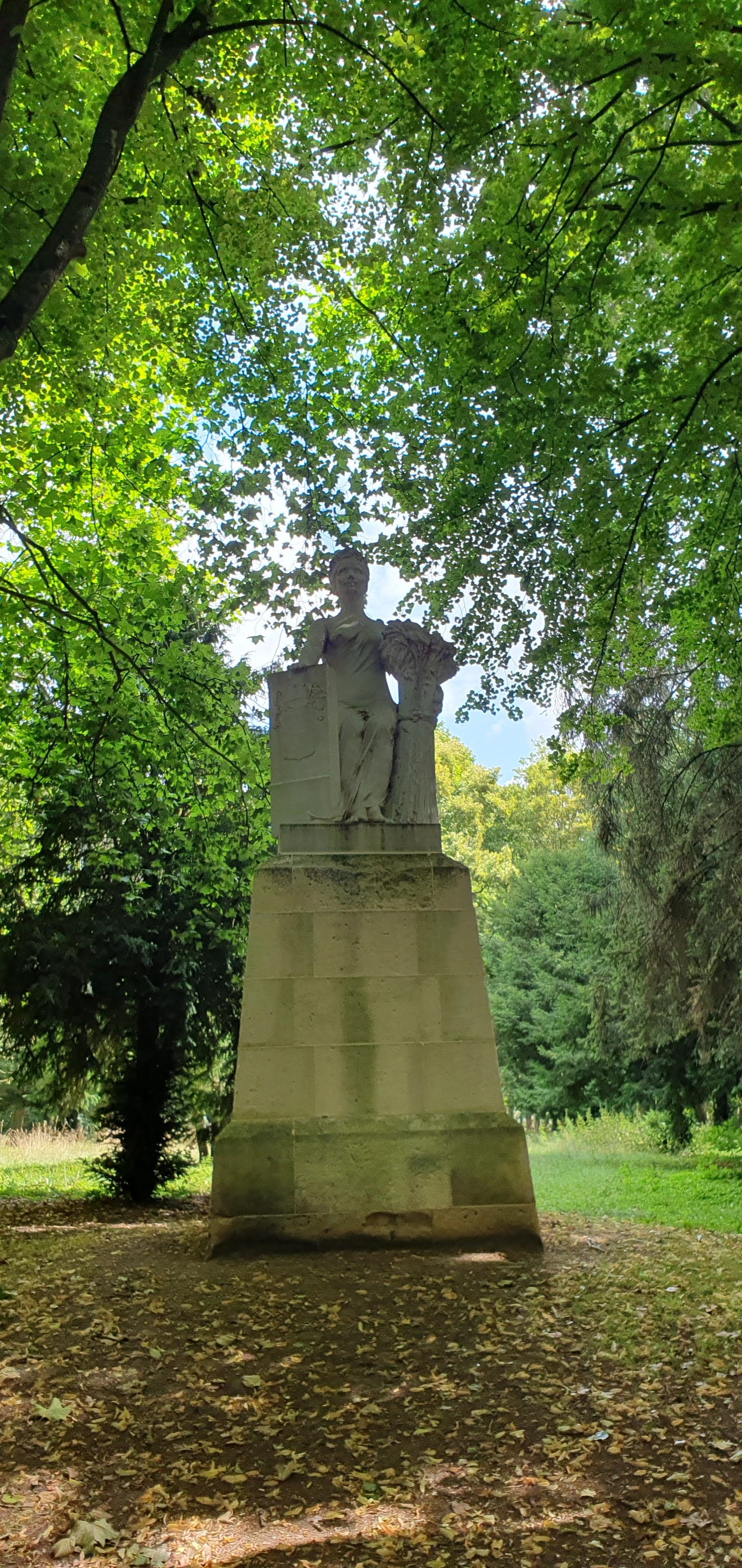 Photo n° 2 de l'avis de Paparazzi.x fait le 23/07/2023 à 08:48