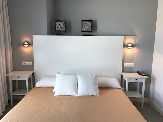 Photos du propriétaire hôtels Varadoiro 36970 Portonovo