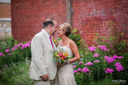 Florist «Cuts Creative Florist», reviews and photos, 1701 Orange Ave NE, Roanoke, VA 24012, USA