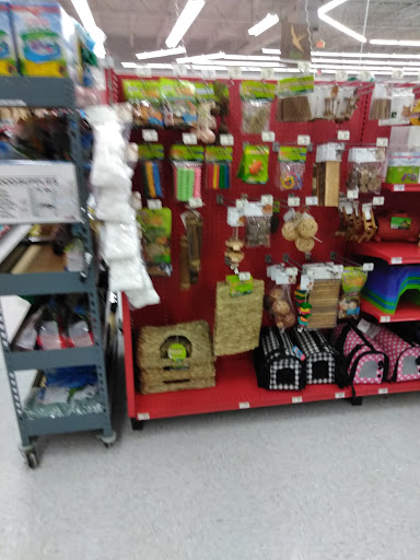 Pet Supply Store «Petco Animal Supplies», reviews and photos, 1220 Commons Cir, Plover, WI 54467, USA
