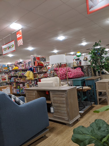 Home Goods Store «HomeGoods», reviews and photos, 7937 113th St, Seminole, FL 33772, USA