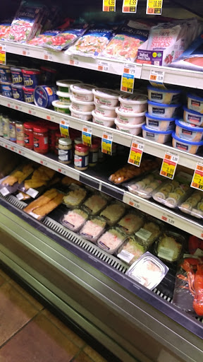 Supermarket «Price Chopper», reviews and photos, 2985 Berlin Turnpike, Newington, CT 06111, USA