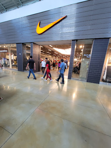 Clothing Store «Nike Factory Store», reviews and photos, 11401 NW 12th St #224, Miami, FL 33172, USA