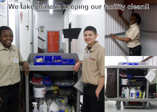 Truck Rental Agency «U-Haul Moving & Storage of Broadview», reviews and photos, 2001 W Roosevelt Rd, Broadview, IL 60155, USA