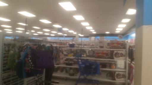 Clothing Store «Ross Dress for Less», reviews and photos, 17084 Slover Ave, Fontana, CA 92337, USA