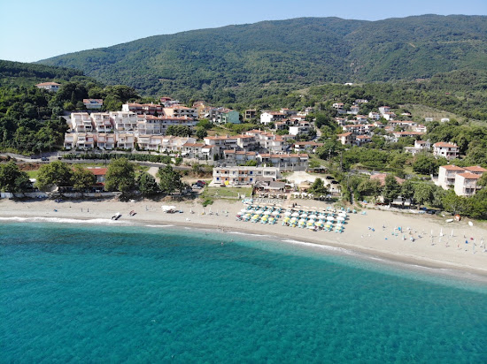Koutsoupia main beach