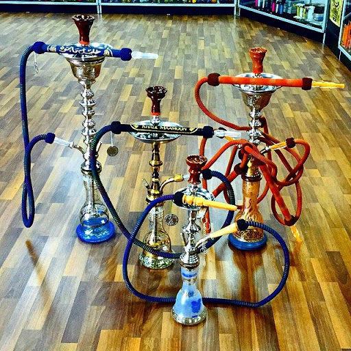 Tobacco Shop «LA Vapors Elite Smoke Shop», reviews and photos, 321 S Polk St #2e, Pineville, NC 28134, USA