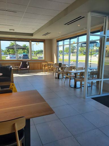 Coffee Shop «Starbucks», reviews and photos, 6780 Ridge Rd, Parma, OH 44129, USA