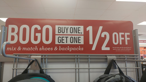 Famous Footwear, 1289 E 19th St, Upland, CA 91784, USA, 