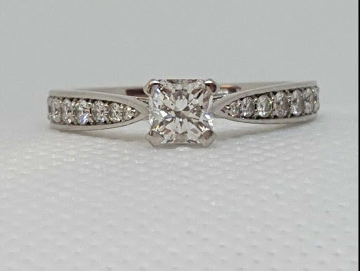 Pawn Shop «Chesapeake Square Pawn», reviews and photos, 2125 Starmount Pkwy #123, Chesapeake, VA 23321, USA