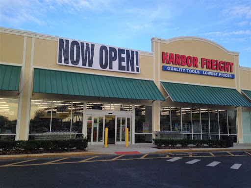 Harbor Freight Tools, 1317 E Osceola Pkwy, Kissimmee, FL 34744, USA, 