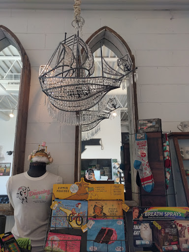 Donut Shop «The Dancing Donut», reviews and photos, 1134 E 54th St G, Indianapolis, IN 46220, USA