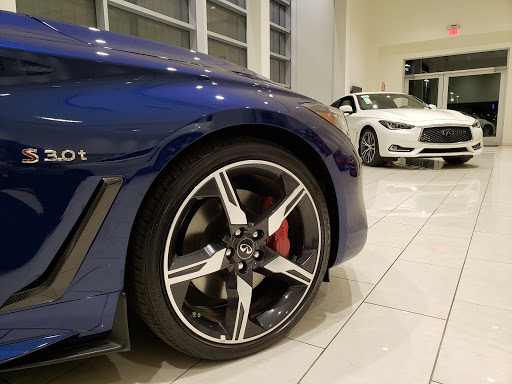Car Dealer «Louisville INFINITI», reviews and photos, 8 Swope Autocenter Dr, Louisville, KY 40299, USA