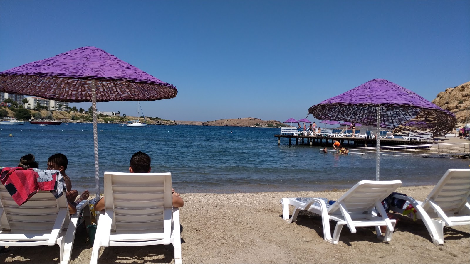 Foto von Kaleburnu Plaji II mit türkisfarbenes wasser Oberfläche