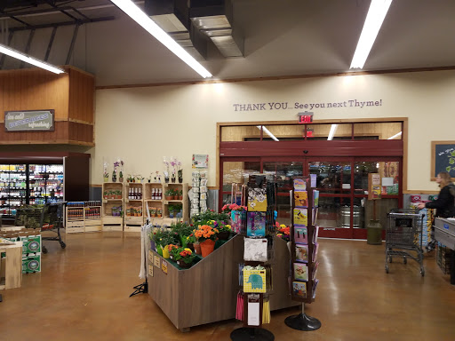 Grocery Store «Fresh Thyme Farmers Market - Ypsilanti Township MI», reviews and photos, 2985 Washtenaw Ave, Ypsilanti, MI 48197, USA