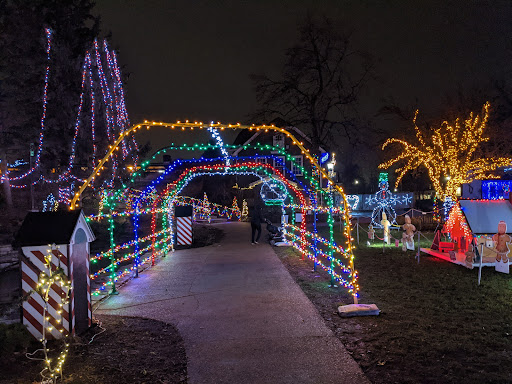 Park «Lilacia Park», reviews and photos, 150 S Park Ave, Lombard, IL 60148, USA