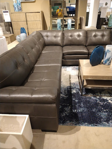Furniture Store «City Furniture Boca Raton», reviews and photos, 3350 Airport Rd, Boca Raton, FL 33431, USA