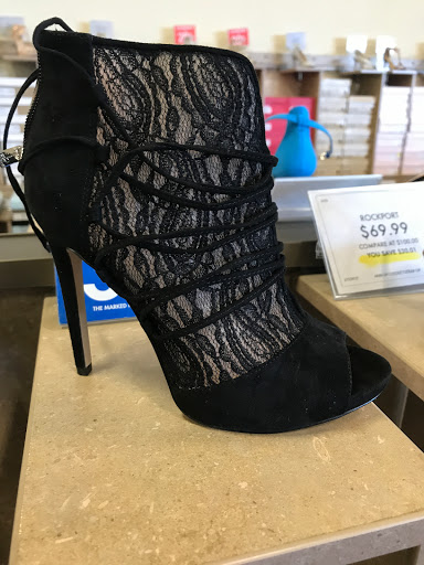 DSW Designer Shoe Warehouse