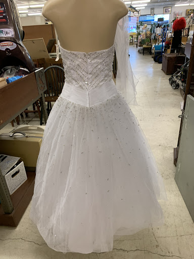 Thrift Store «JUNK 4 UR TRUNK THRIFT STORE», reviews and photos, 5494 New Jesup Hwy, Brunswick, GA 31523, USA