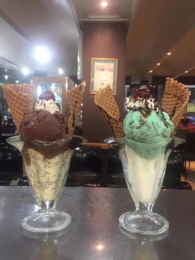 Heladería Chini - Ice cream shop,Cafeteria,Pastry shop en No informa
