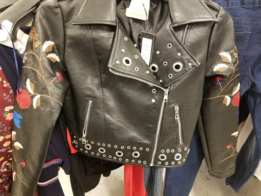 Department Store «T.J. Maxx», reviews and photos, 7764 26 Mile Rd, Shelby Charter Township, MI 48316, USA