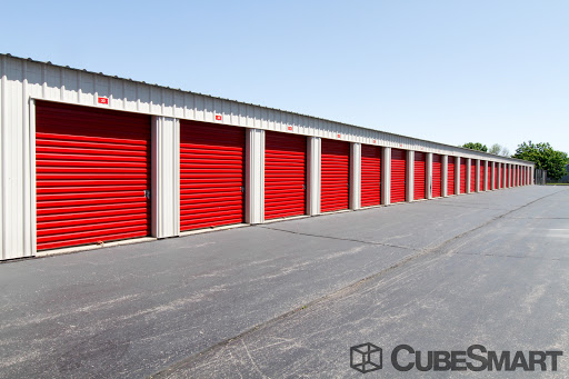 Self-Storage Facility «CubeSmart Self Storage», reviews and photos, 900 E Devon Ave, Bartlett, IL 60103, USA