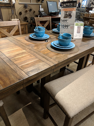 Furniture Store «Ashley HomeStore», reviews and photos, 3200 Mall Loop Dr, Joliet, IL 60431, USA