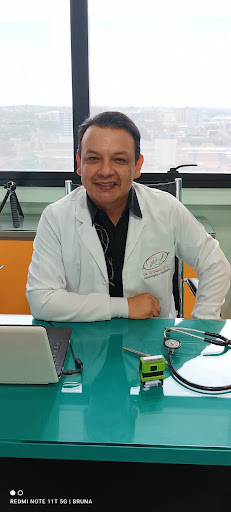 Dr. Rodrigo Leitão, Hematologista e Infectologista