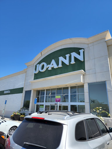 Fabric Store «Jo-Ann Fabrics and Crafts», reviews and photos, 8062 N Blackstone Ave, Fresno, CA 93720, USA