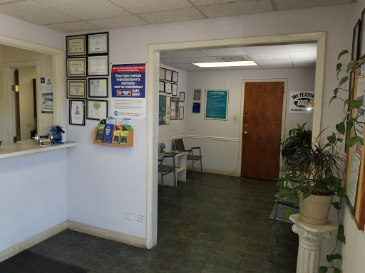 Auto Repair Shop «AutoWorks», reviews and photos, 4727 Timco W, San Antonio, TX 78238, USA