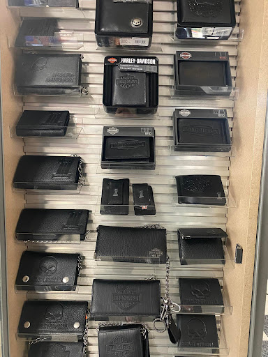 Harley-Davidson Dealer «Queen City Harley-Davidson», reviews and photos, 5960 Dixie Hwy, Fairfield, OH 45014, USA