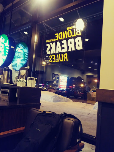Coffee Shop «Starbucks», reviews and photos, 2040 Cliff Rd Suite 101, Eagan, MN 55122, USA