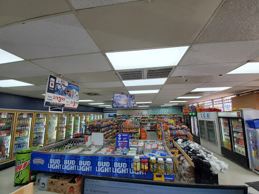 Grocery Store «New Horizon Grocery Store», reviews and photos, 3002 S Zarzamora St, San Antonio, TX 78225, USA