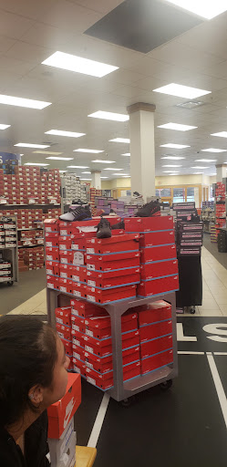 Shoe Store «Shoe Carnival», reviews and photos, 4125 Phoenix Ave, Fort Smith, AR 72903, USA