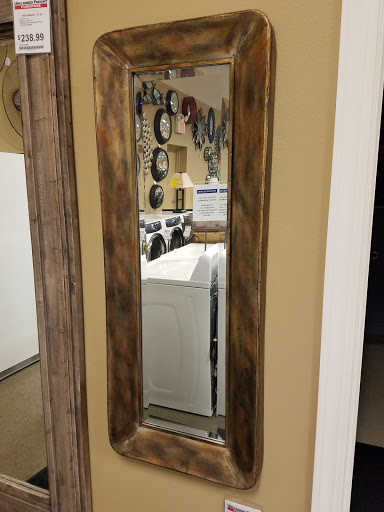 Furniture Store «Unclaimed Freight Furniture - Yankton», reviews and photos, 2320 Broadway St, Yankton, SD 57078, USA