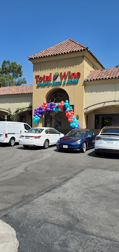 Shopping Mall «Newport North Shopping Centre», reviews and photos, 1200 - 1280 Bison Ave, Newport Beach, CA 92660, USA