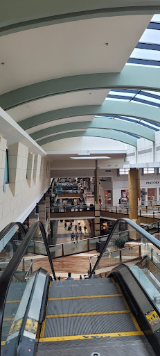 Shopping Mall «West County Center», reviews and photos, 80 W County Center Dr, Des Peres, MO 63131, USA