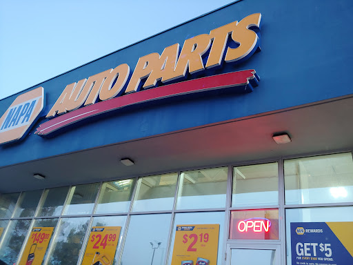 Auto Parts Store «NAPA Auto Parts - Genuine Parts Company», reviews and photos, 2212 Webster St, Hudson, WI 54016, USA