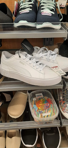 Department Store «T.J. Maxx», reviews and photos, 7555 W Hillsborough Ave, Tampa, FL 33615, USA