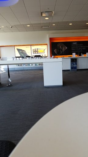 Cell Phone Store «AT&T», reviews and photos, 3397 Princeton Rd #107, Hamilton, OH 45011, USA