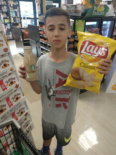 Shopping Mall «Country Hills Shopping Center», reviews and photos, 2905 Rolling Hills Rd, Torrance, CA 90505, USA