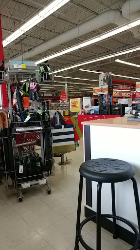 Office Supply Store «Staples», reviews and photos, 1733 Midway Mall, Elyria, OH 44035, USA