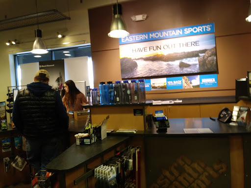 Outdoor Sports Store «Eastern Mountain Sports», reviews and photos, 3349 Monroe Ave, Rochester, NY 14618, USA