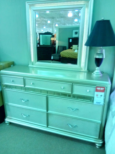 Furniture Store «Value City Furniture», reviews and photos, 45350 Utica Park Blvd, Utica, MI 48315, USA