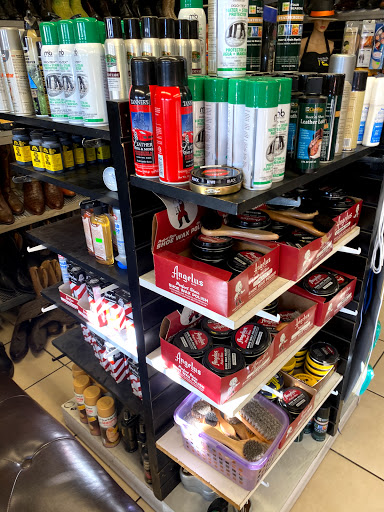 Shoe Repair Shop «Quality Shoe Repair & Luggage», reviews and photos, 2642 W Horizon Ridge Pkwy A5, Henderson, NV 89052, USA